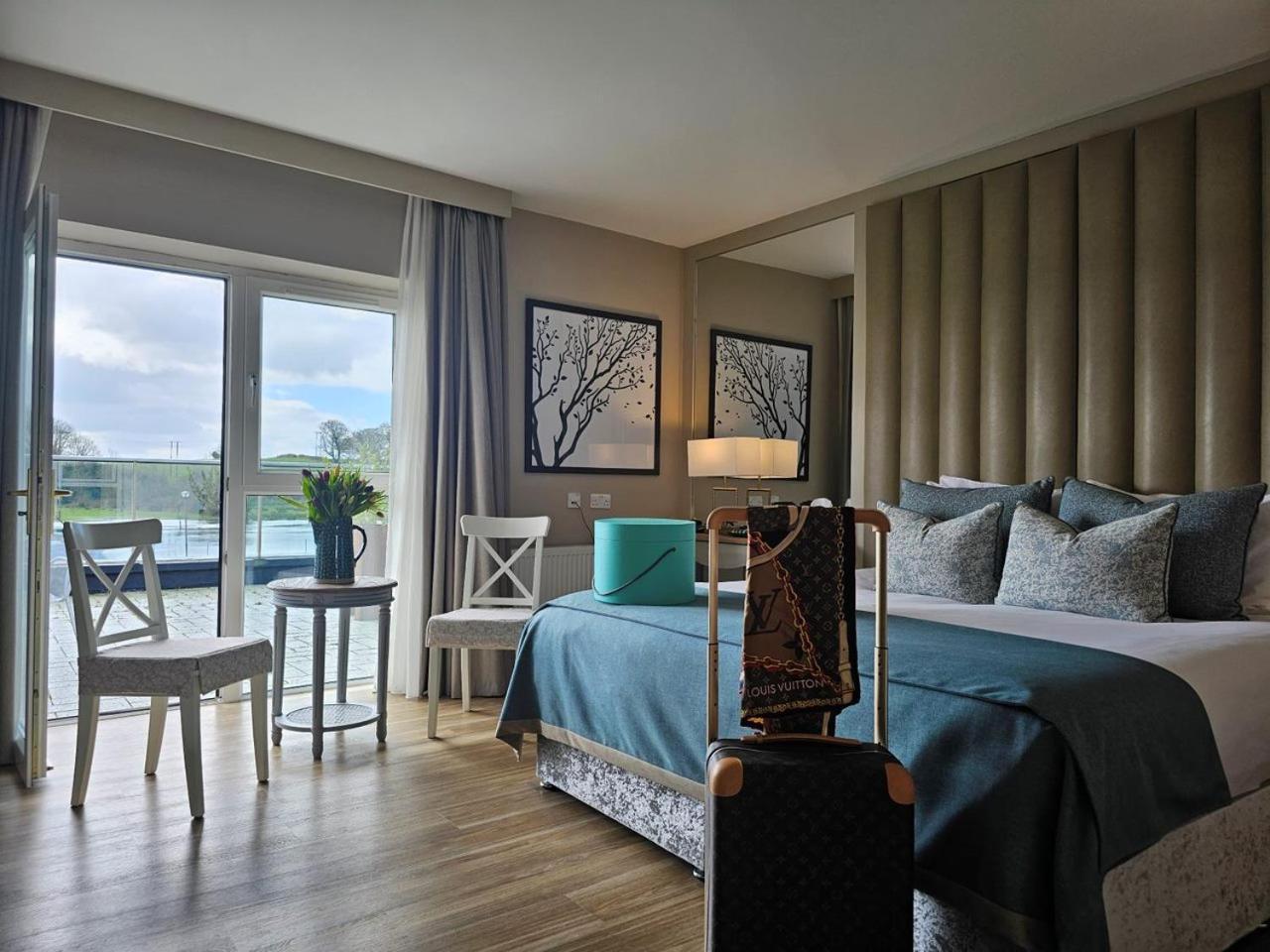 Moycarn Lodge & Marina Ballinasloe Dış mekan fotoğraf